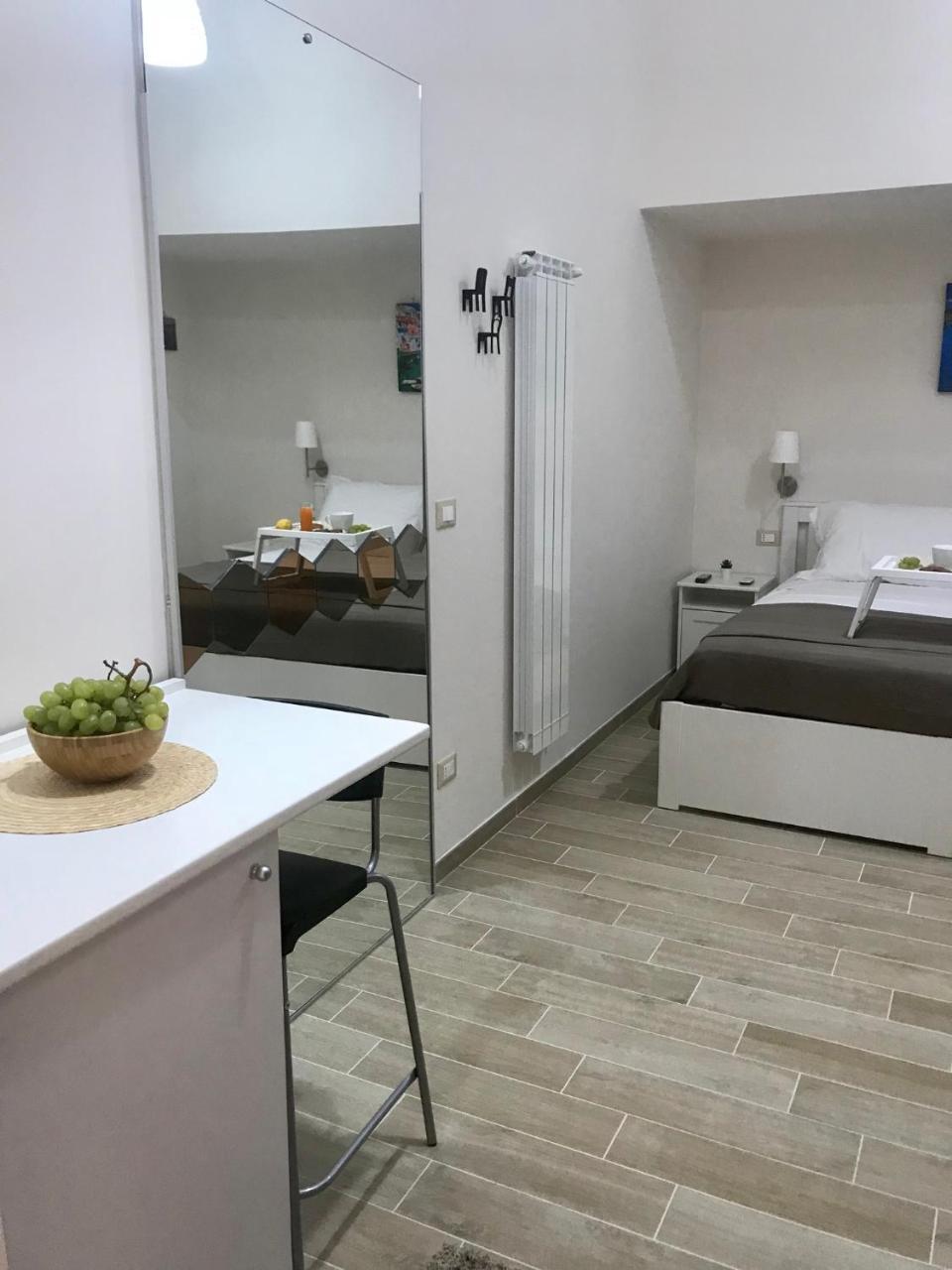 卡斯特拉玛雷帝斯达比亚Virgilio'S Garden住宿加早餐旅馆 外观 照片