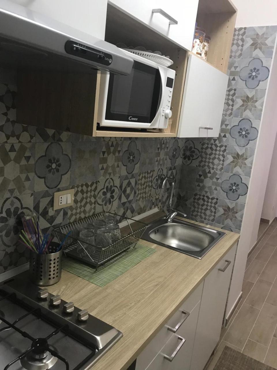 卡斯特拉玛雷帝斯达比亚Virgilio'S Garden住宿加早餐旅馆 外观 照片